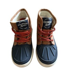 OshKosh B’gosh Rafferty Duck Boots Toddler Size 9 Brown Blue